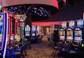 hm505 ဂိမ်းလော်ဘီ — Casino Slots နှင့် Live Dealer ဂိမ်းများ Mobile Phone မှ ကစားနေသောမြင်ကွင်း